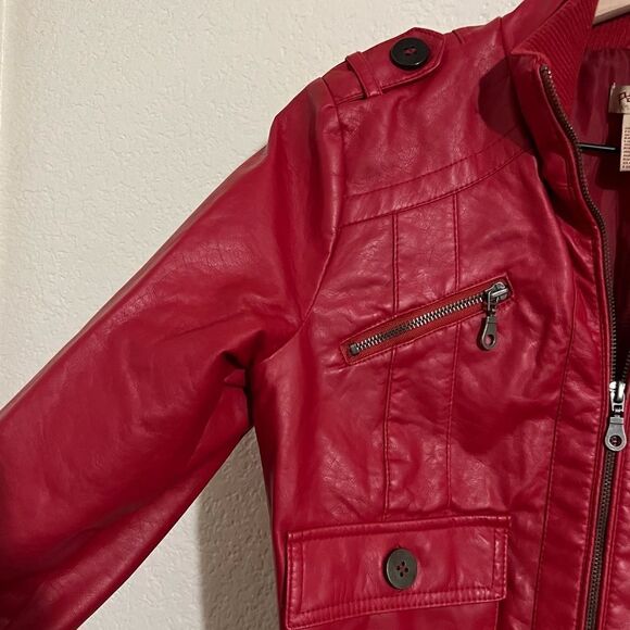 Paris Blues Y2K Red Faux Leather Bomber Jacket Pleather Vinyl Size M - Picture 5 of 8